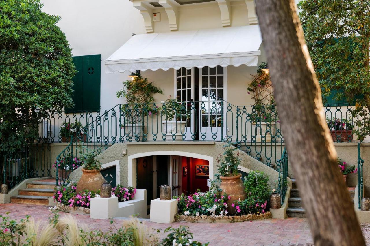 Hotel Club I Pini - Residenza D'Epoca In Versilia ليدو دي كامايوري المظهر الخارجي الصورة
